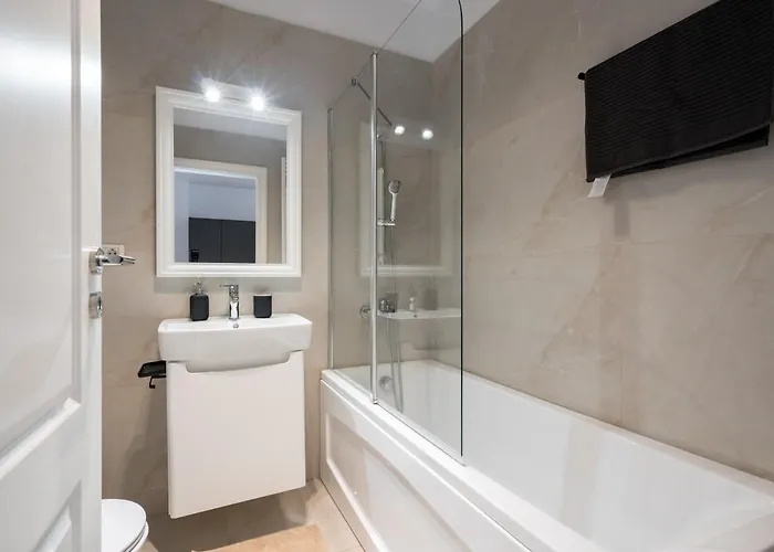 Апартаменти The 116 Neighboring Palace Of Parliament - Бухарест