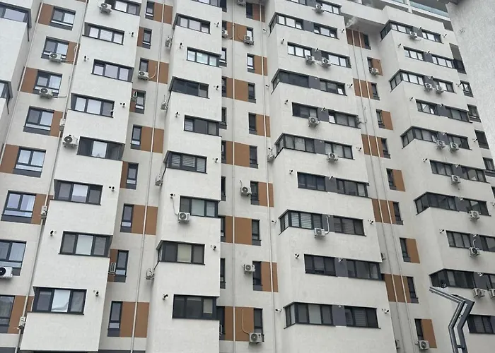 The 116 Neighboring Palace Of Parliament - *